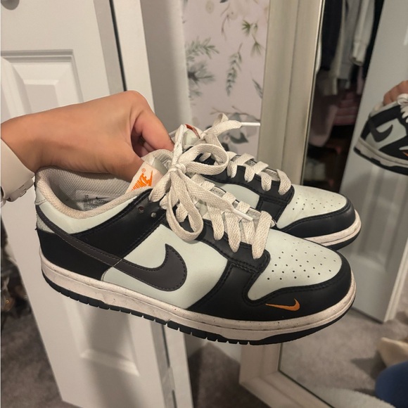 Nike Black and White Shoes with Orange Details - Picture 1 of 4